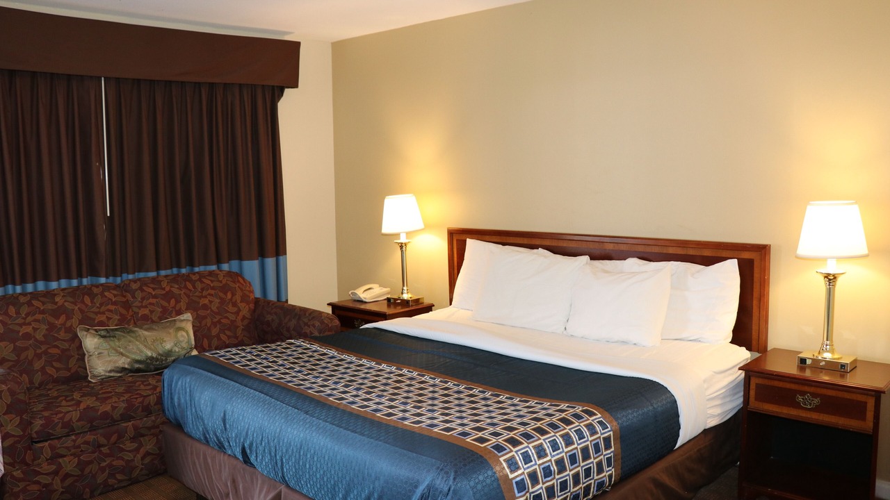 Photo of Bedroom in Central Village