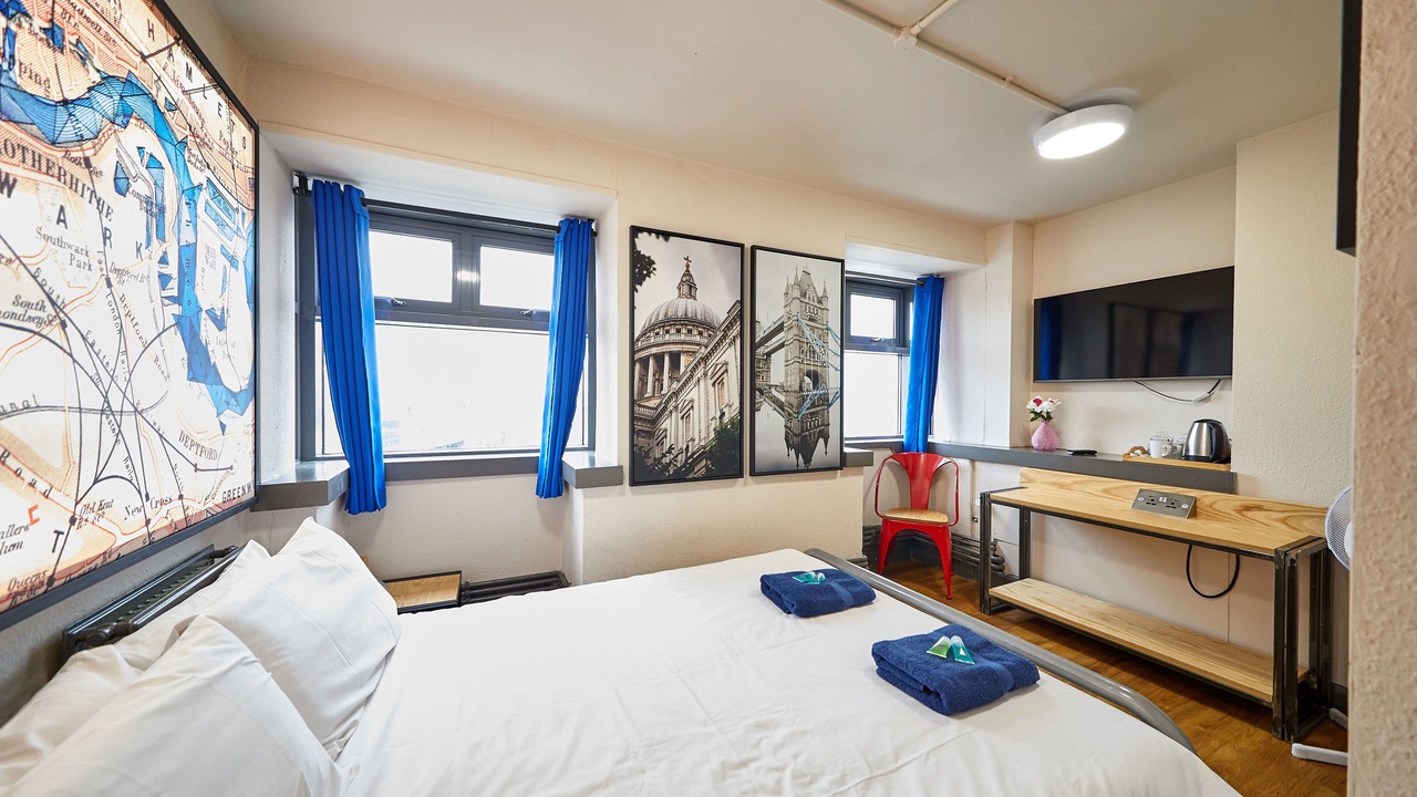 Photo of Bedroom in Addison