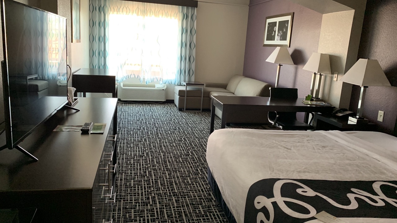 Photo of Bedroom in North by Northwest