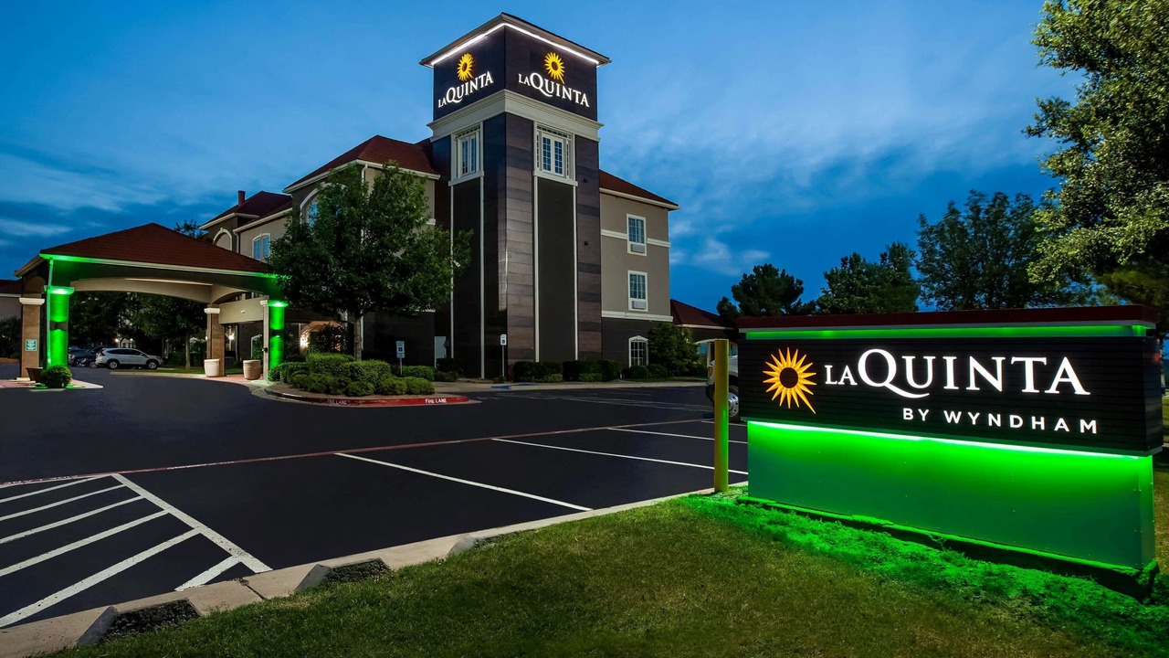 Photo of Outdoor in North by Northwest