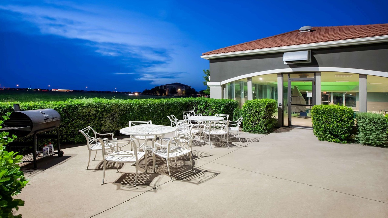 Photo of Outdoor in North by Northwest