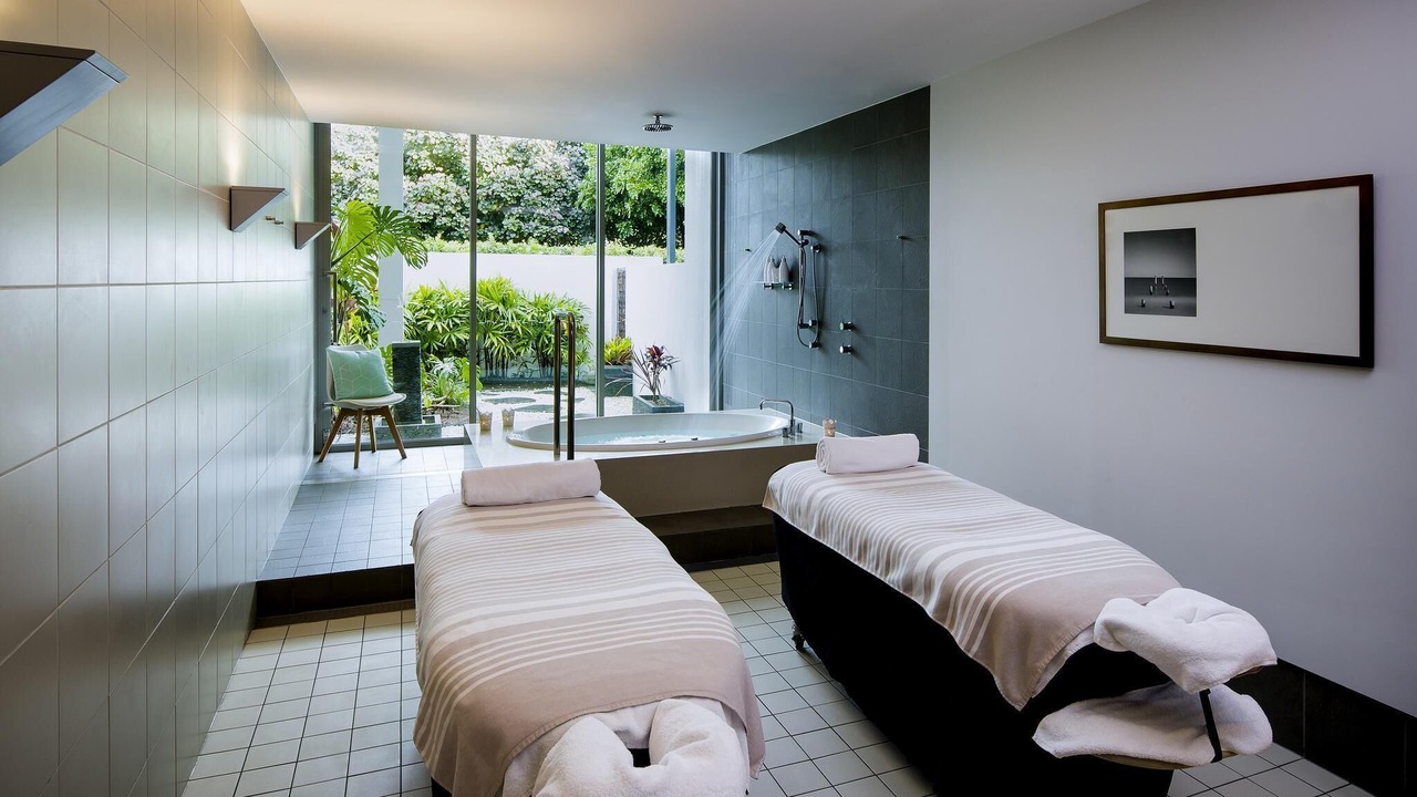 Photo of Others in Magenta Shores