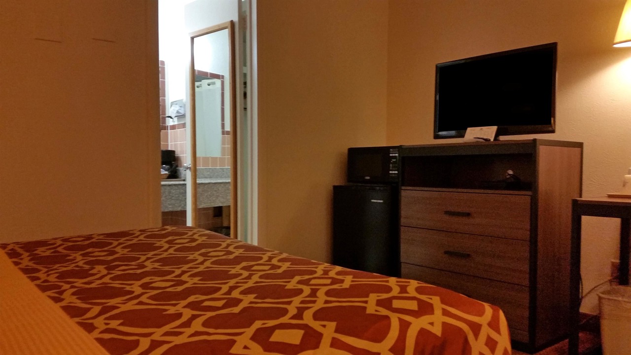 Photo of Bedroom in Liberal