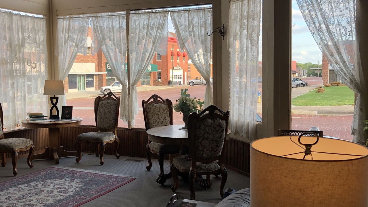 Photo of Livingroom in Fort Scott