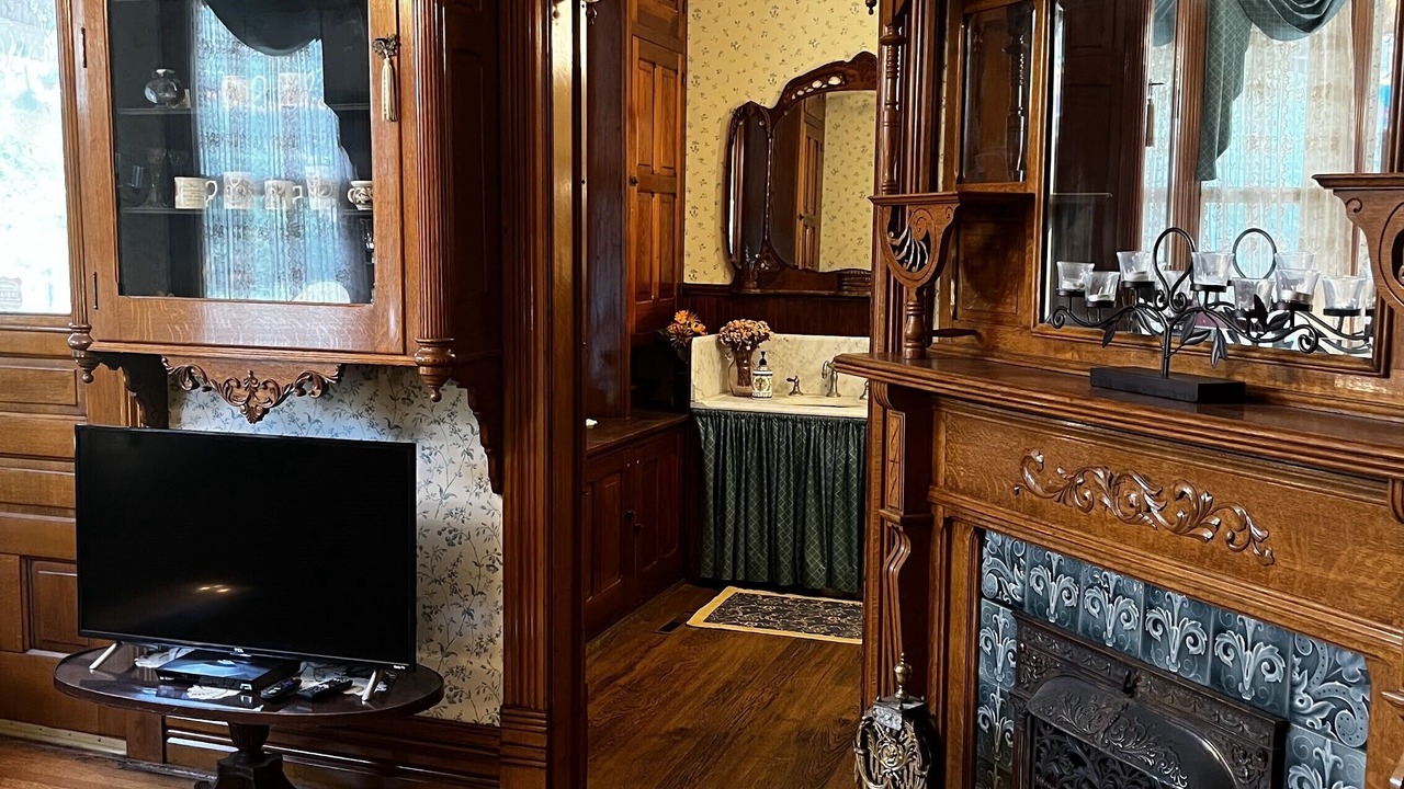 Photo of Bedroom in West Washington