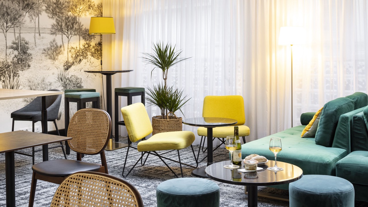 Photo of Others in Clichy