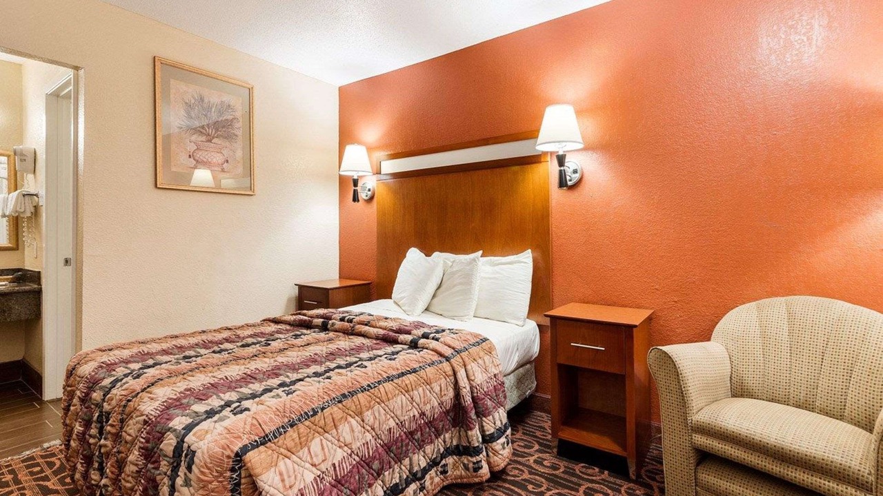Photo of Bedroom in Jasper