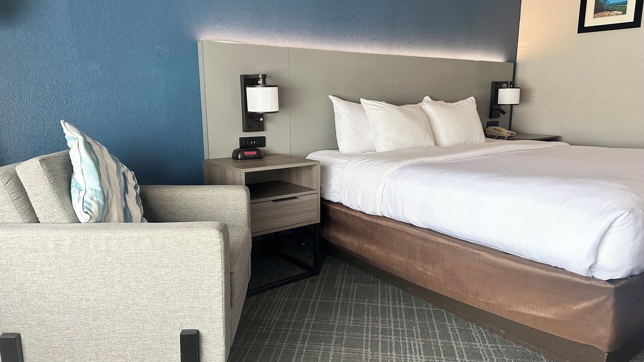 Photo of Bedroom in Calhoun