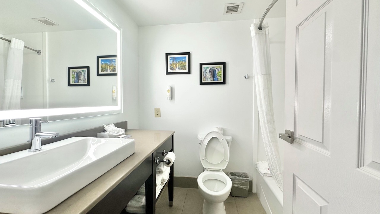 Photo of Others in Calhoun