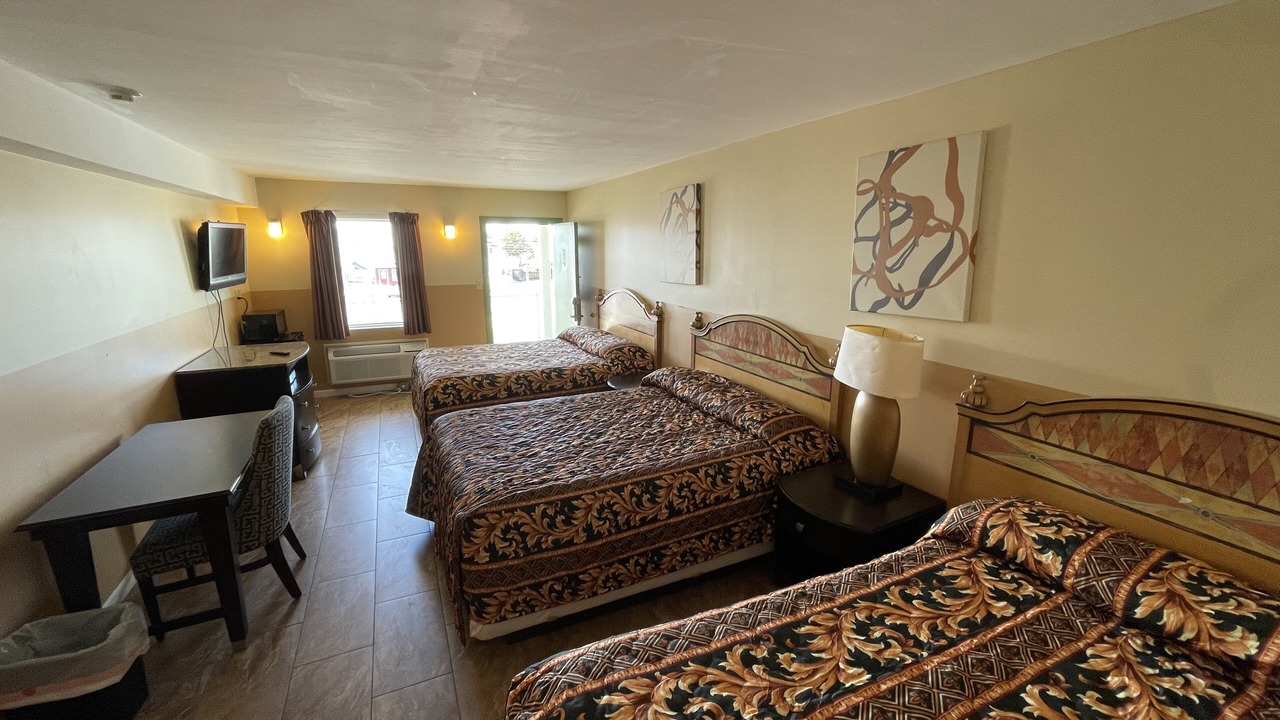 Photo of Bedroom in Seaside Heights