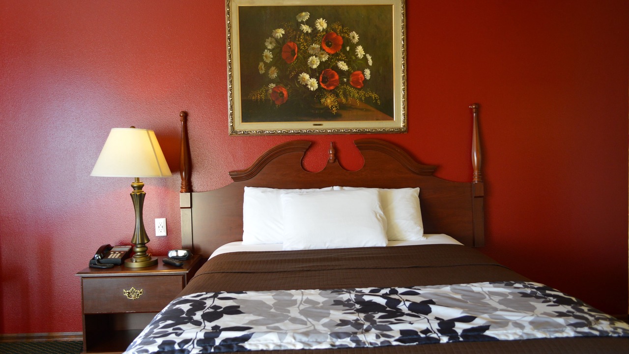 Photo of Bedroom in Junction City