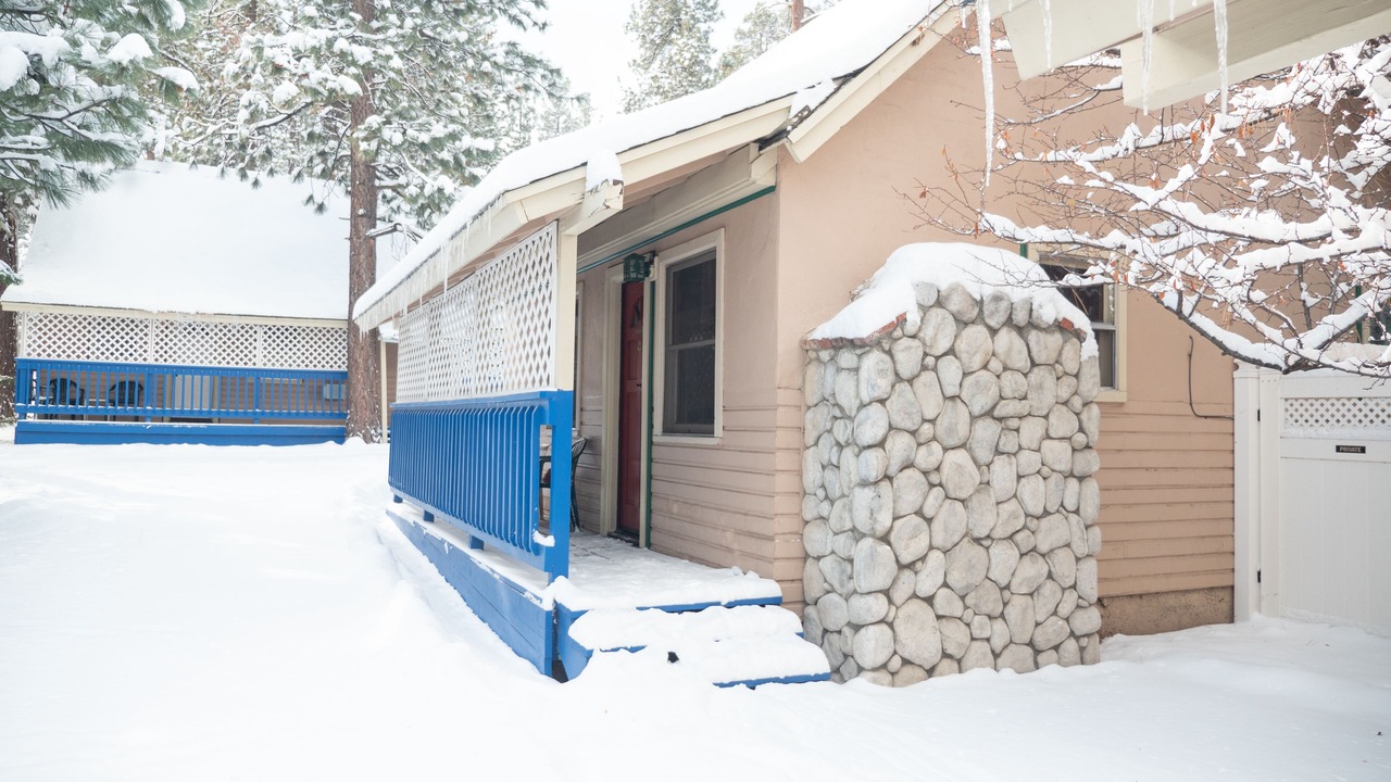 Photo of Patio Balcony in Big Bear City