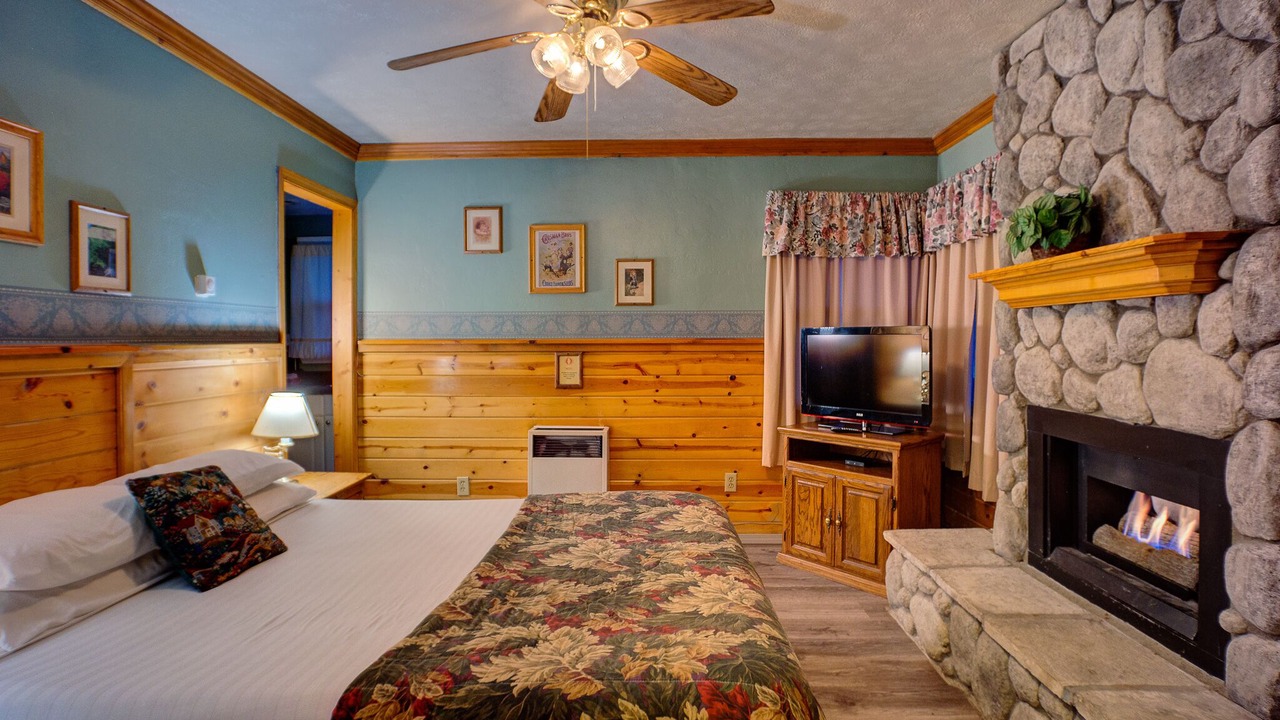 Photo of Bedroom in Big Bear City