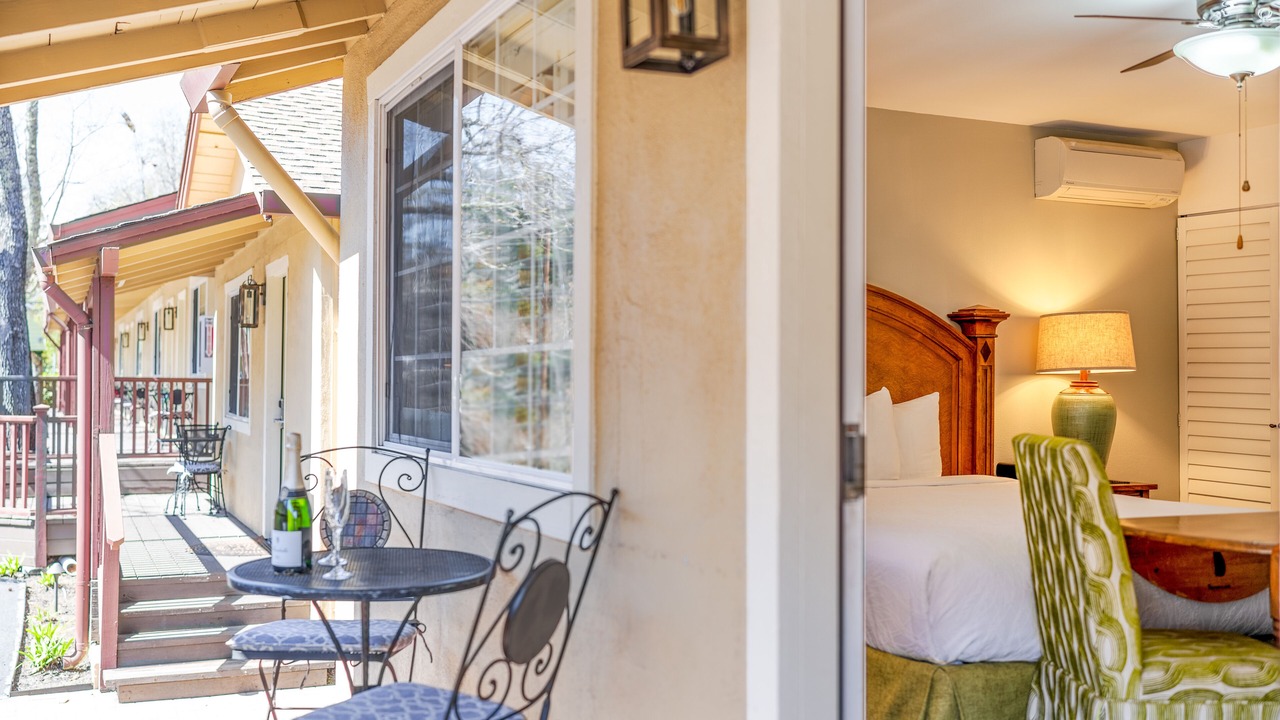 Photo of Livingroom in Calistoga