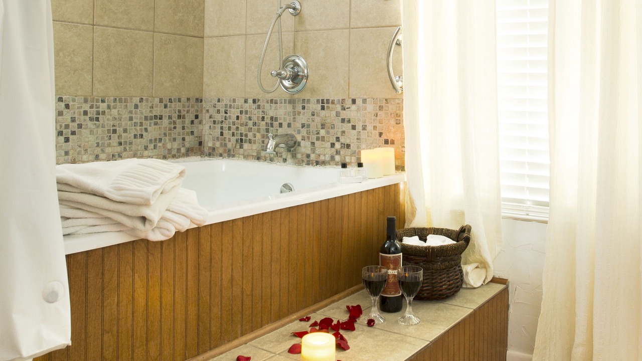 Photo of Bathroom in Canyon Lake