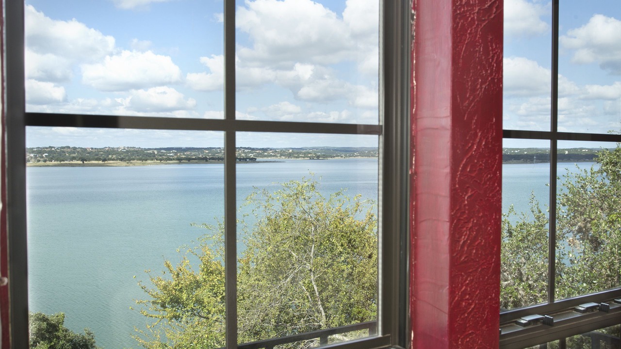 Photo of Bathroom in Canyon Lake