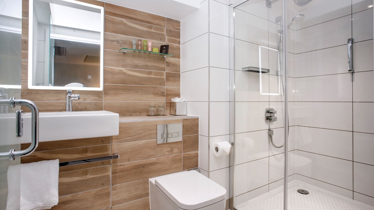 Photo of Bathroom in Newington