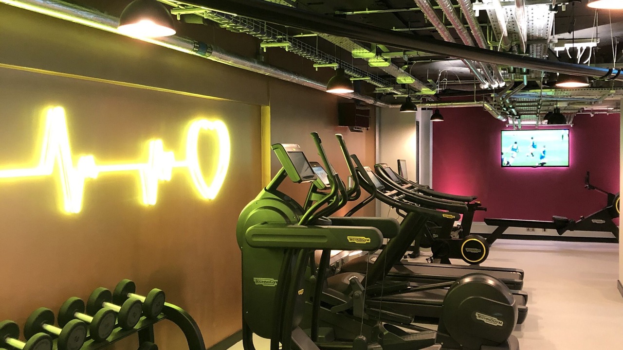 Photo of Others in Newington