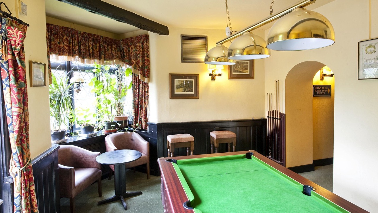 Photo of Others in Wych Cross