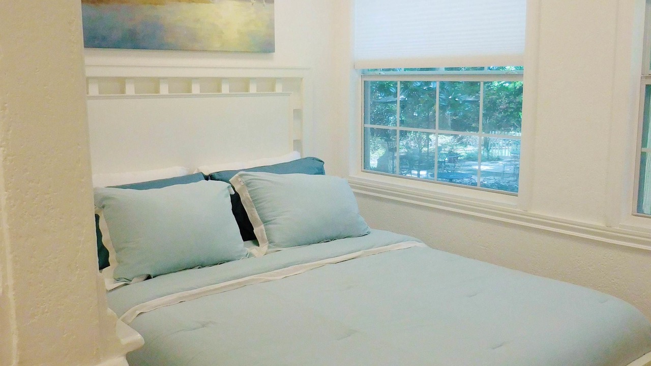 Photo of Others in Monticello