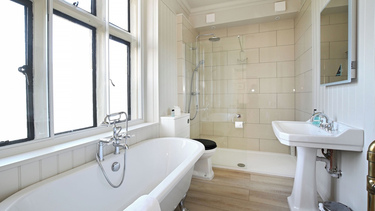 Photo of Bathroom in Stanton St Quintin