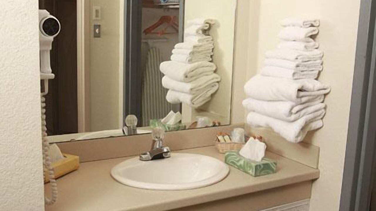 Photo of Bathroom in Port Clinton