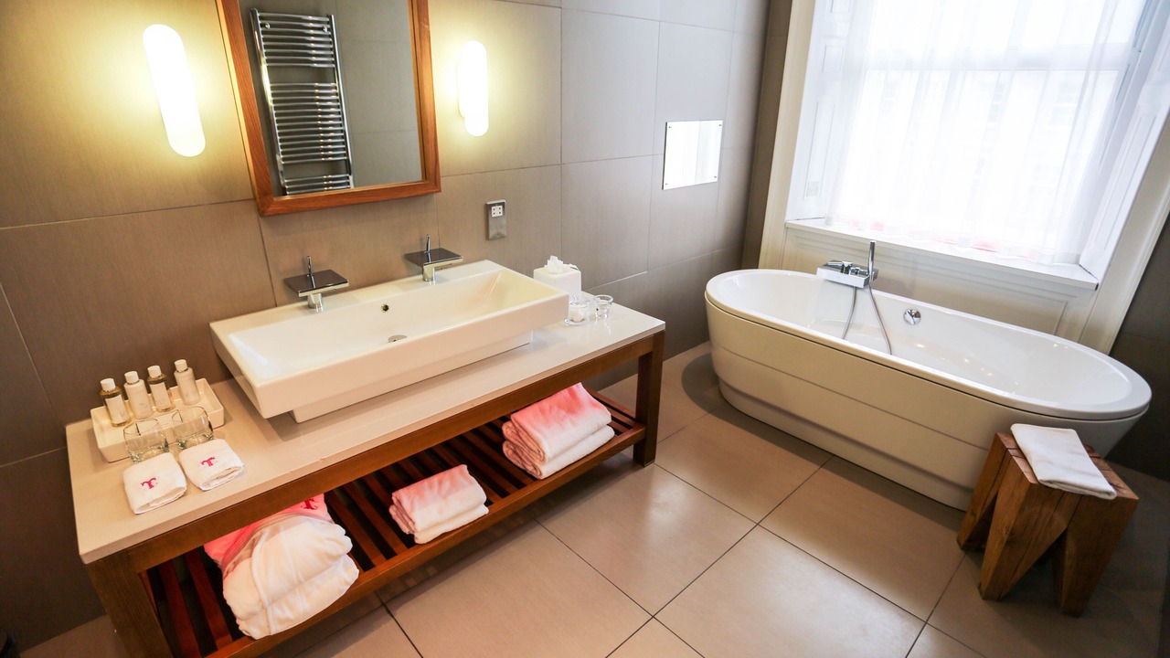 Photo of Bathroom in New Town