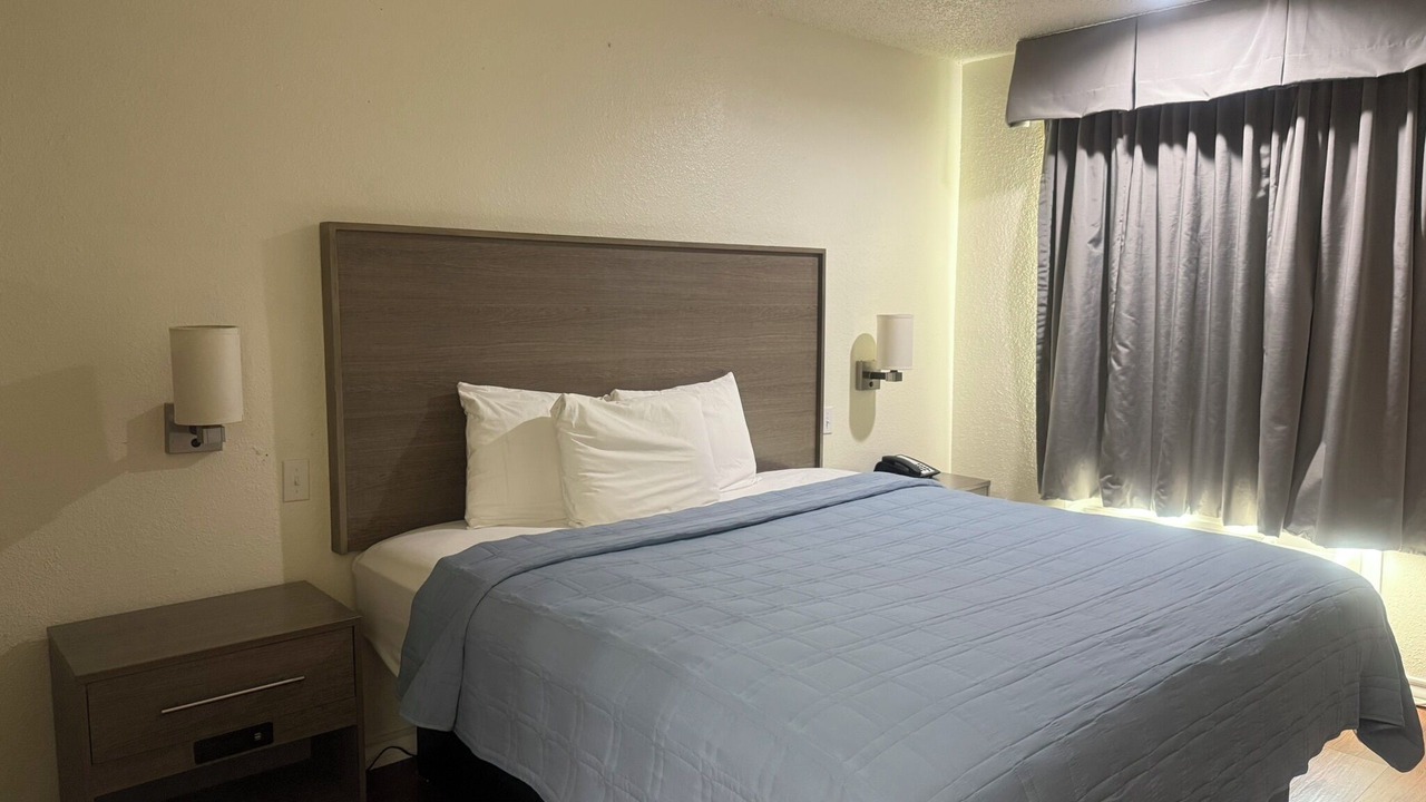 Photo of Bedroom in Lockhart