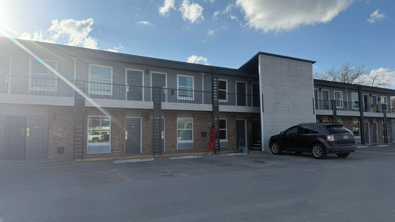 Photo of Outdoor in Lockhart