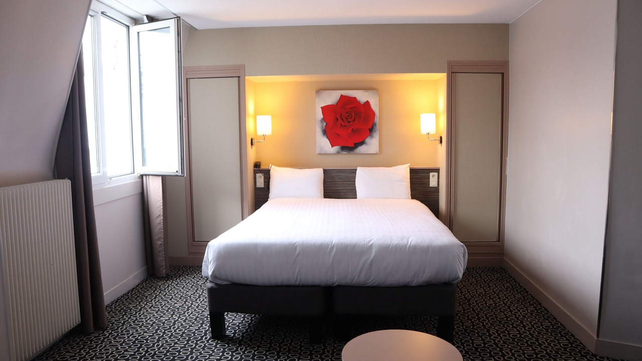 Photo of Bedroom in Montparnasse