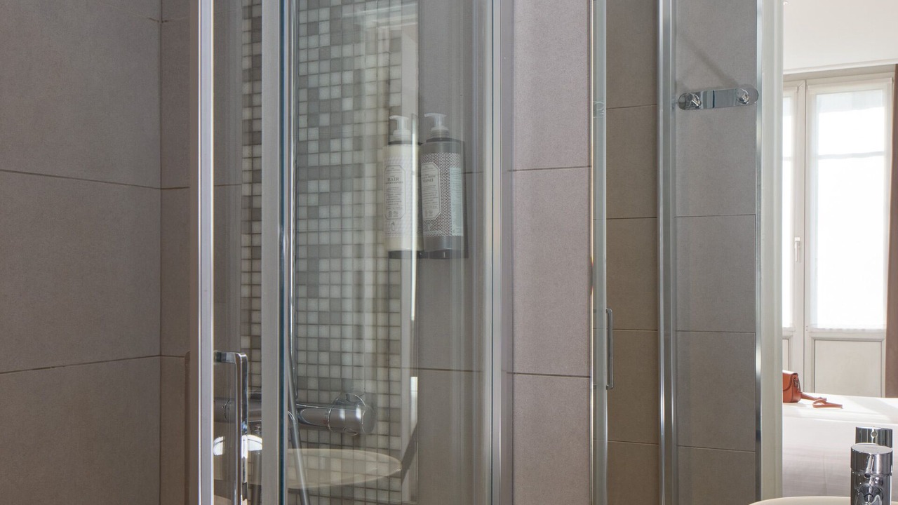 Photo of Others in Montparnasse