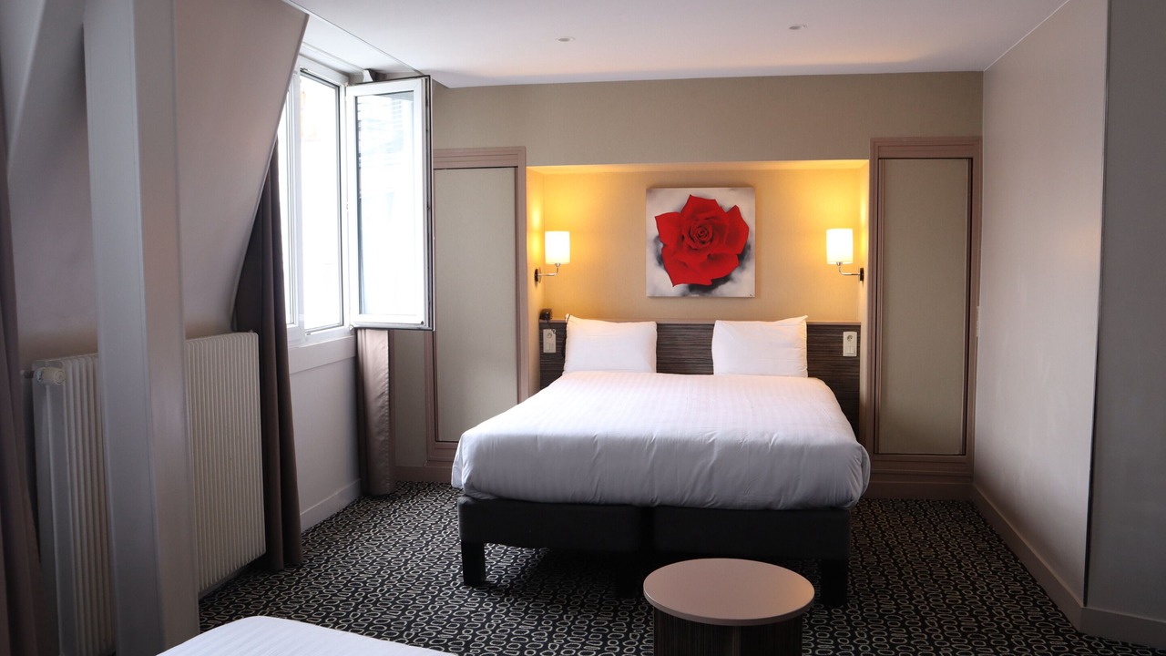 Photo of Bedroom in Montparnasse