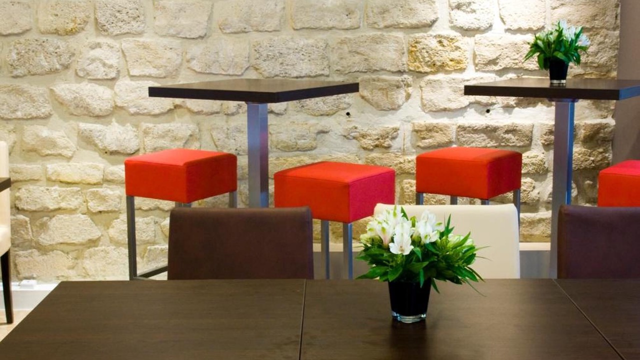 Photo of Others in Montparnasse