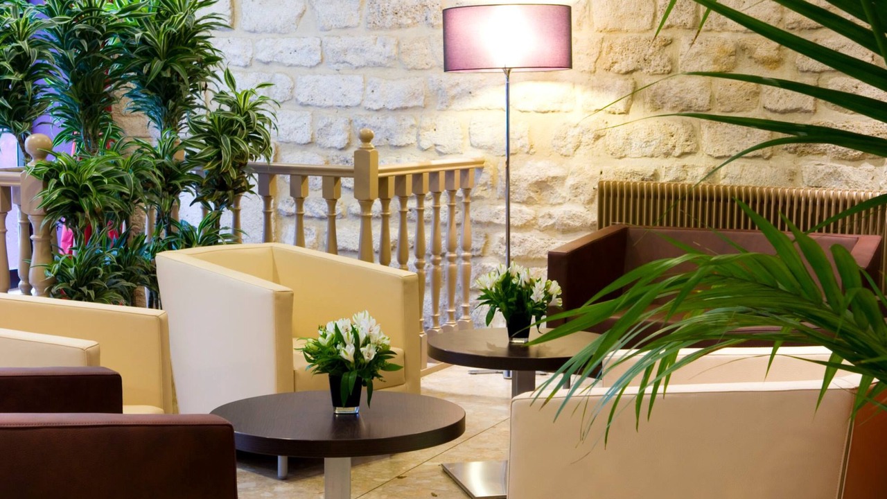 Photo of Others in Montparnasse