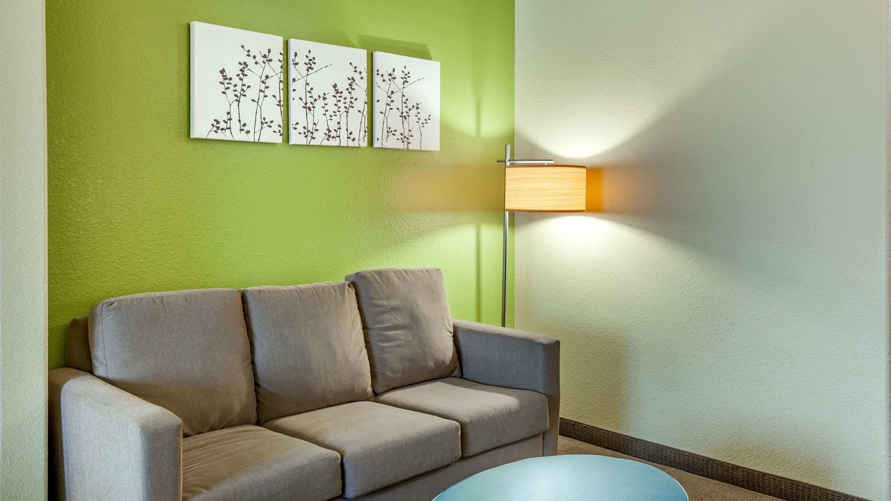 Photo of Bedroom in Hewitt