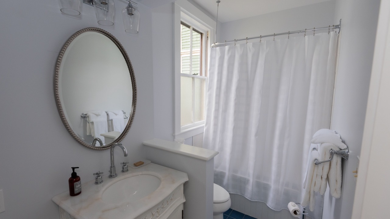 Photo of Bathroom in Rockland