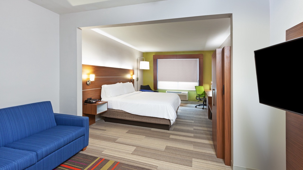 Photo of Bedroom in Orange
