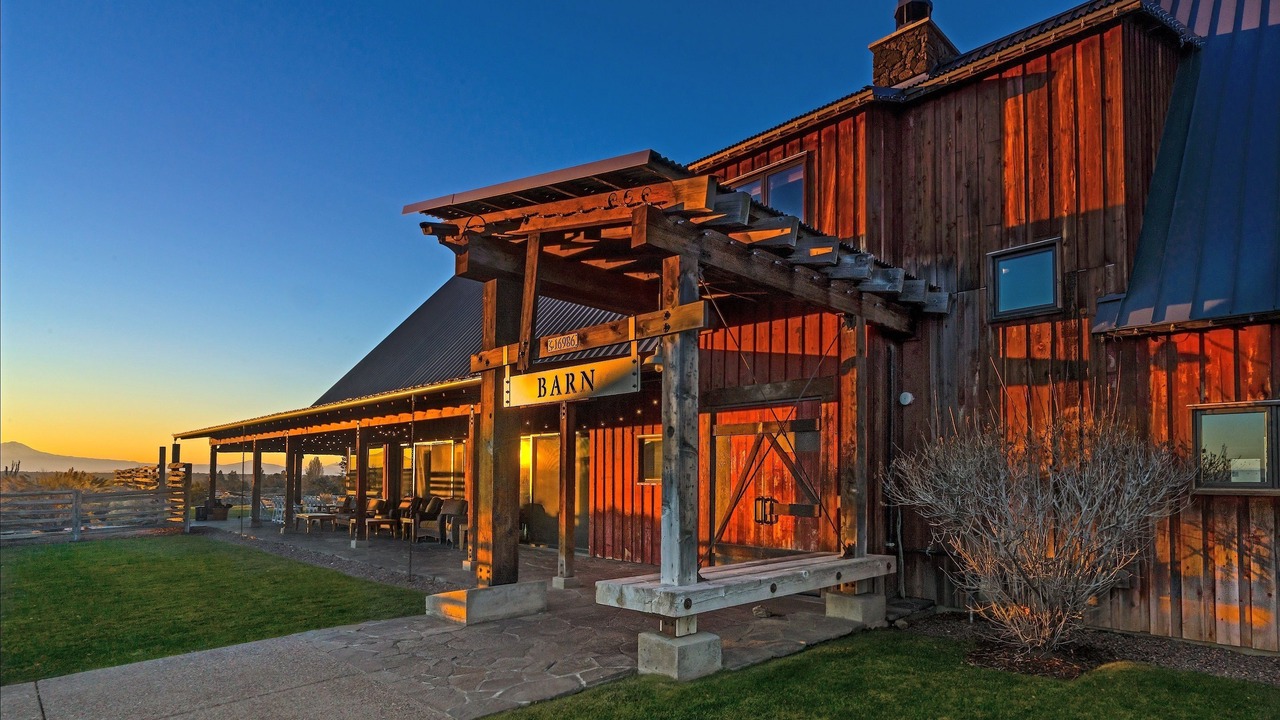 Photo of Outdoor in Powell Butte