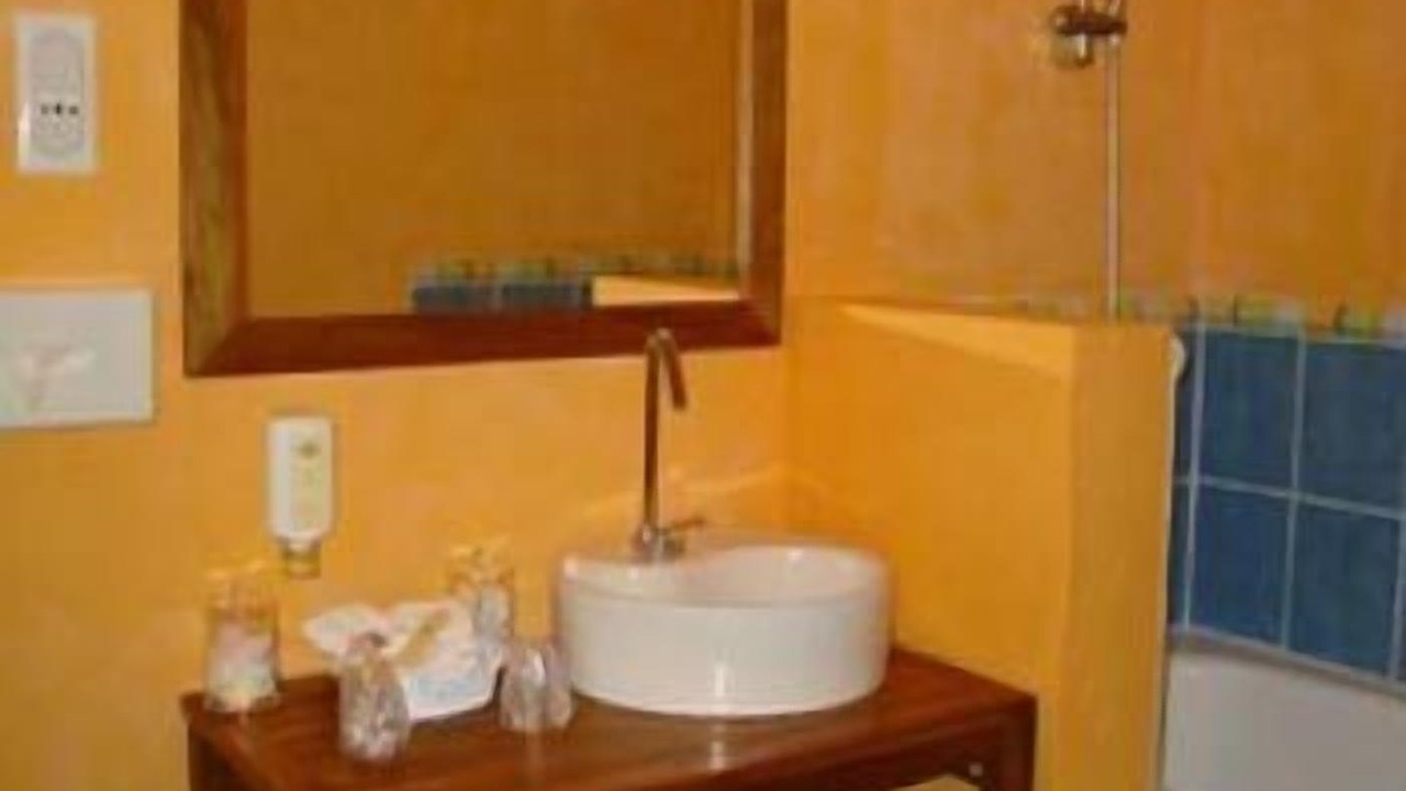 Photo of Bathroom in Montlucon