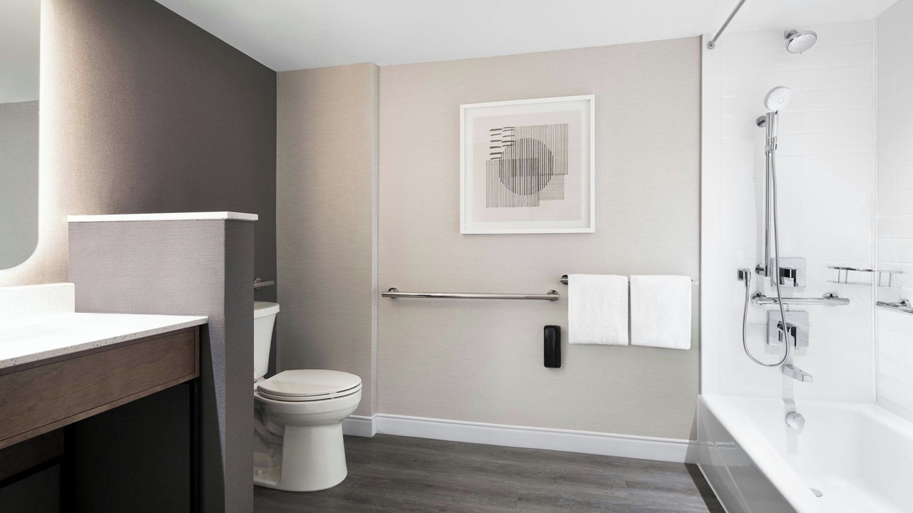 Photo of Bathroom in Saint-Laurent