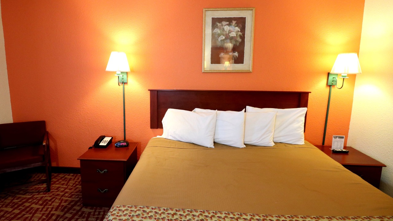 Photo of Bedroom in Dandridge