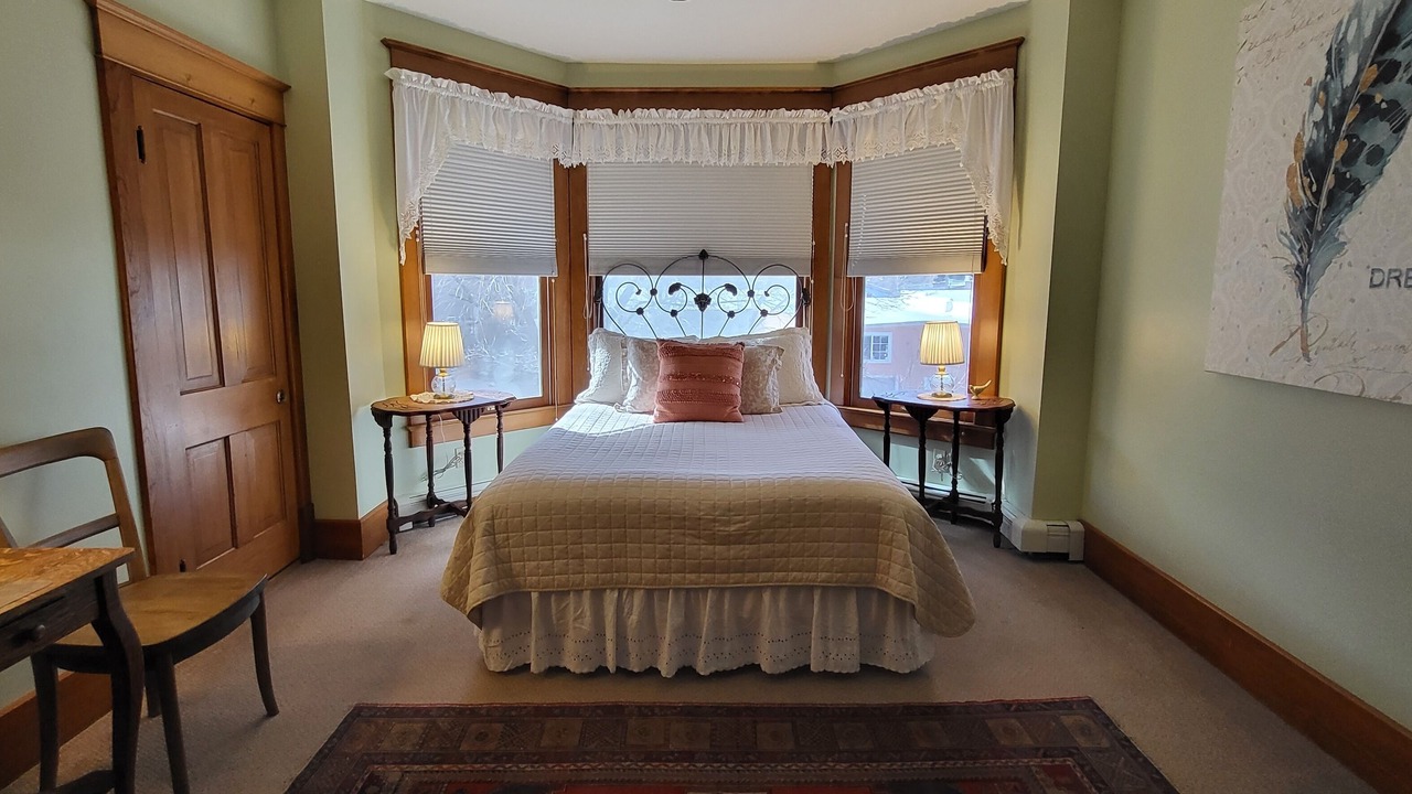 Photo of Bedroom in Paonia