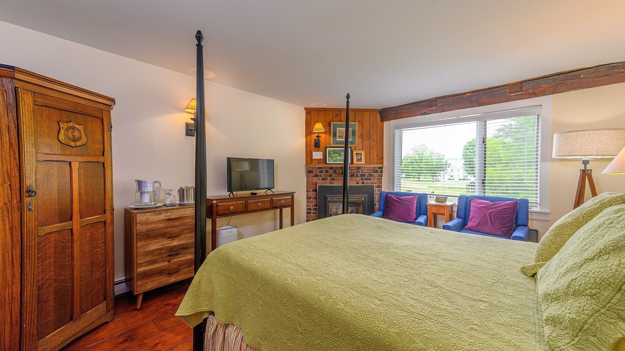 Photo of Livingroom in Stowe