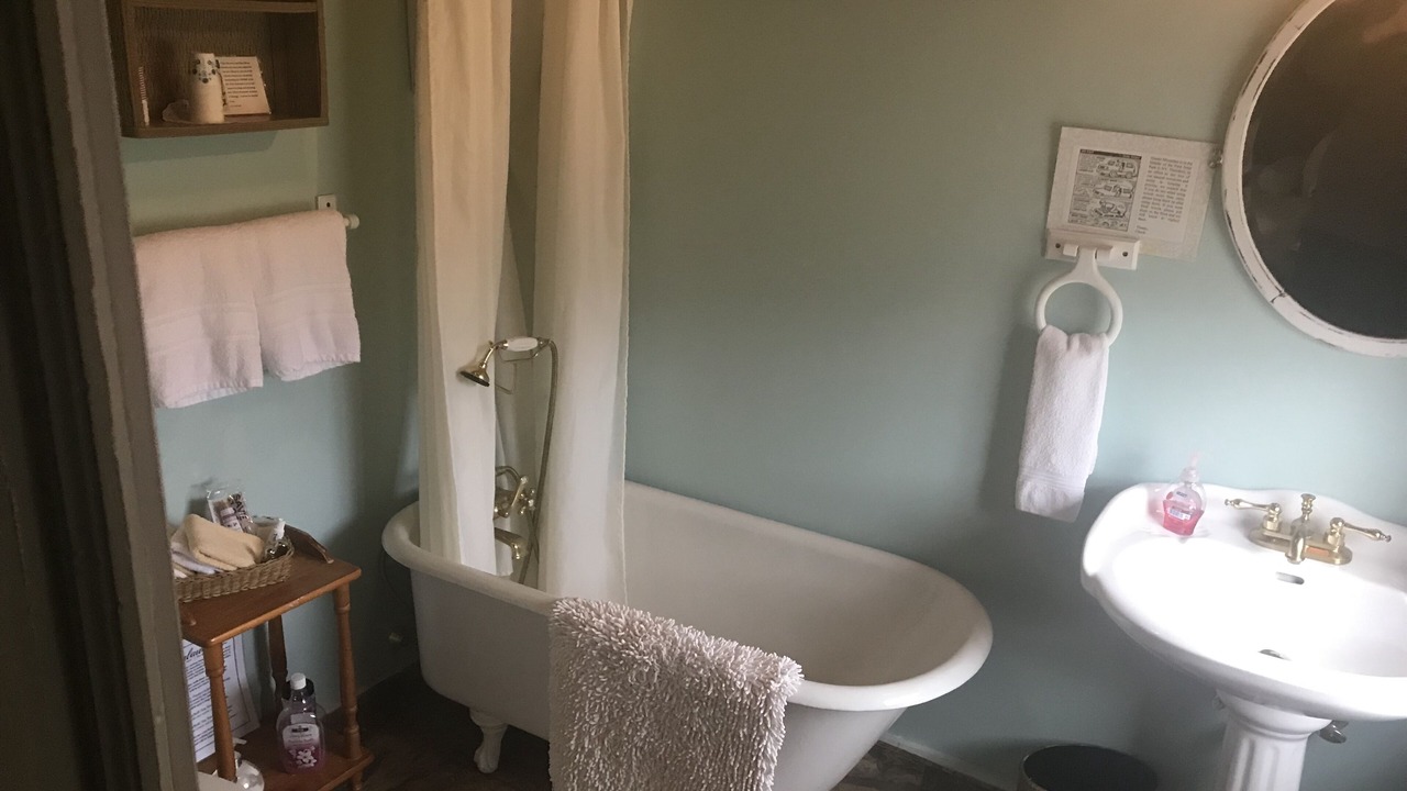 Photo of Bathroom in Hunter