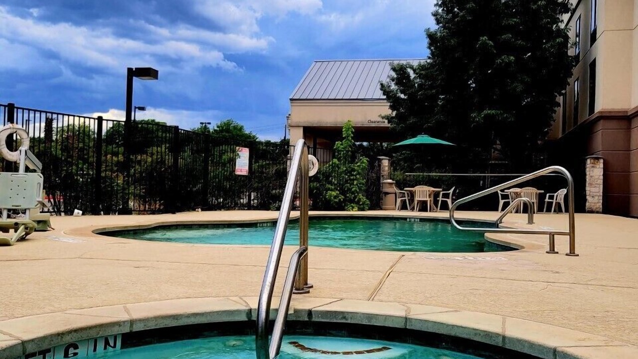 Photo of Outdoor in McNeil