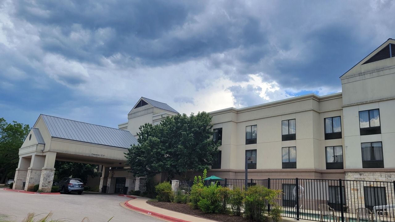 Photo of Outdoor in McNeil