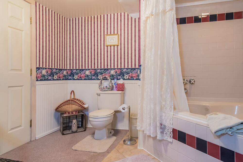 Photo of Bathroom in Fennville
