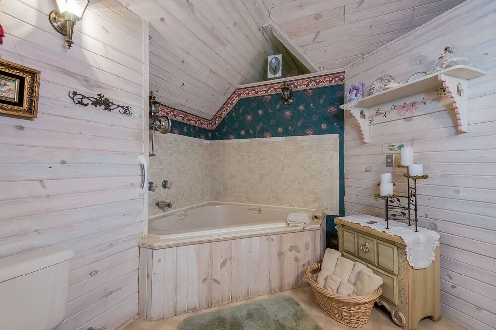 Photo of Bathroom in Fennville