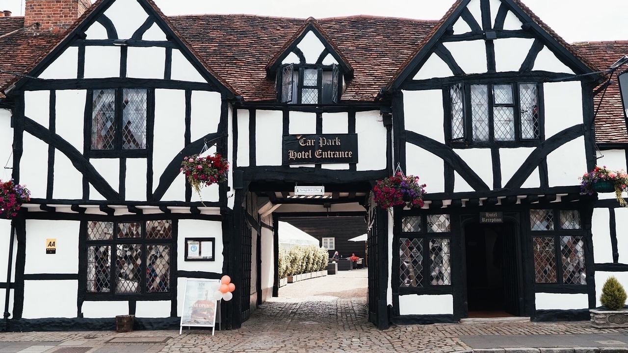 Photo of Outdoor in Amersham