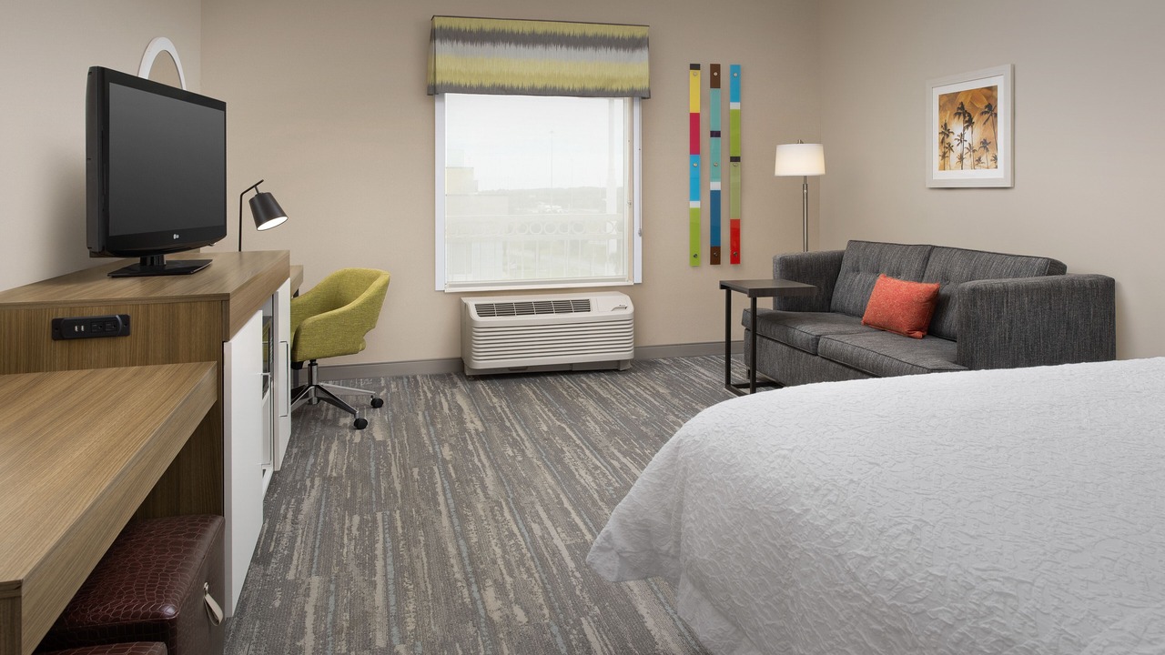 Photo of Bedroom in Lake City